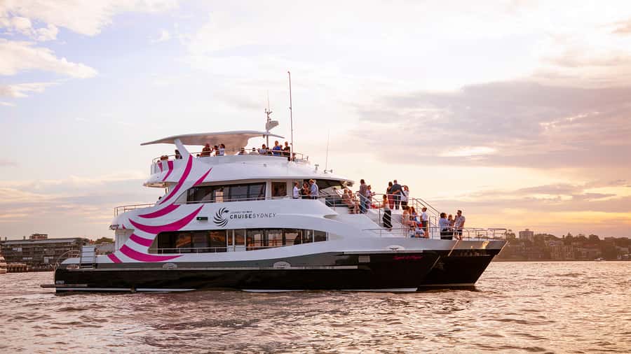Sydney: 3-Course All Inclusive Dinner Harbour Cruise - Setting sail from Darling Harbour