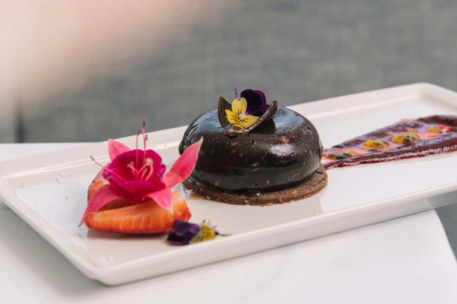 Sydney: 3-Course All Inclusive Dinner Harbour Cruise - Comfort, atmosphere, and the right kind of company