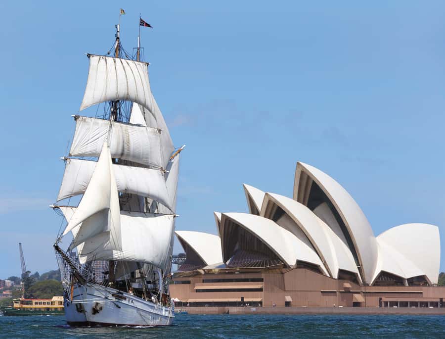Sydney: Harbor Sunset Cruise with Dinner - Dinner on a working-style sailing ship