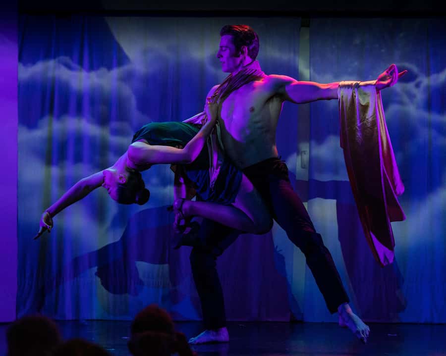 Sydney Harbour: Cabaret Cruise with 3-Course Dinner - Dinner served at your table