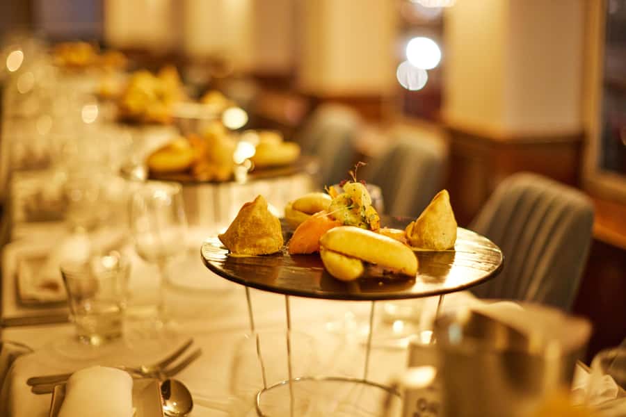 Sydney Harbour: Cabaret Cruise with 3-Course Dinner - Vegetarian, children, and dietary limits
