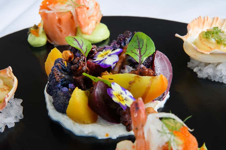 Sydney Harbour: Glass Boat Signature Dinner Cruise - Who will enjoy this cruise most?