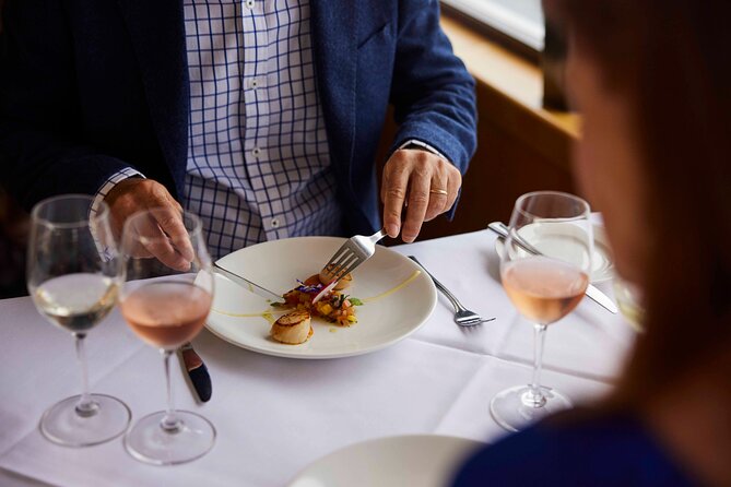 Sydney Harbour Starlight Dinner Cruise from Darling Harbour - Boarding at King Street Wharf at 7:00 pm