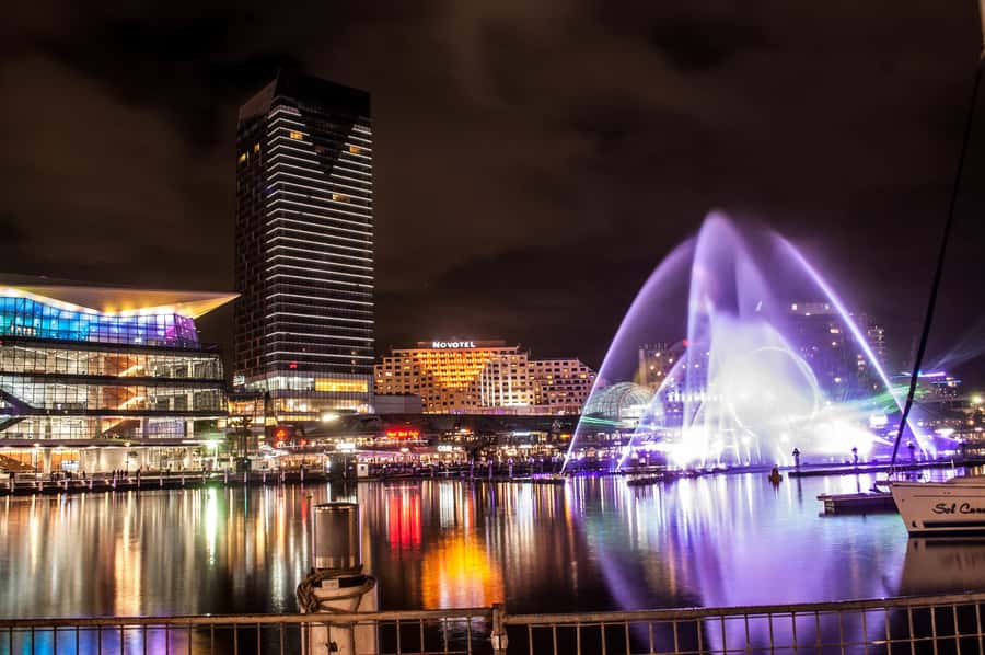 Sydney: Vivid Festival of Light Harbor Cruise with Dinner - Boarding at King Street Wharf 6