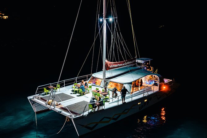 Tango Caribbean Dinner Cruise - Dinner at anchor: what is on the buffet