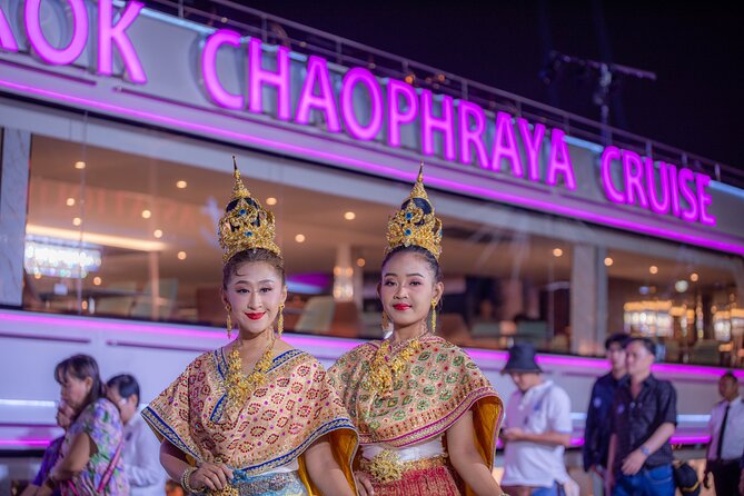 The Newest Luxury 5-Star Bangkok Chao Phraya Dinner Cruise - The 8:00 p.m. departure and the Chao Phraya views