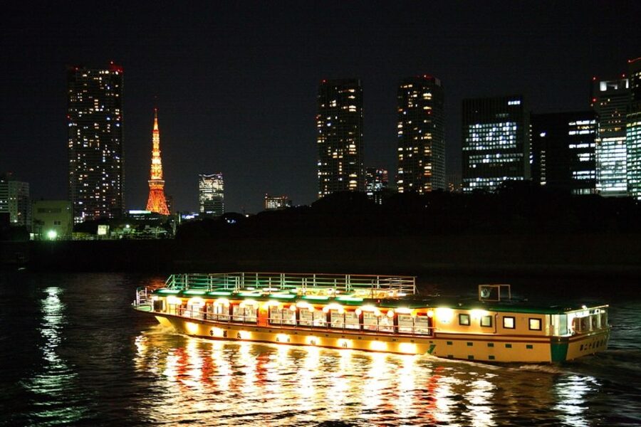 Tokyo Bay: Traditional Japanese Yakatabune Dinner Cruise - Rainbow Bridge and Tokyo Skytree After Dark
