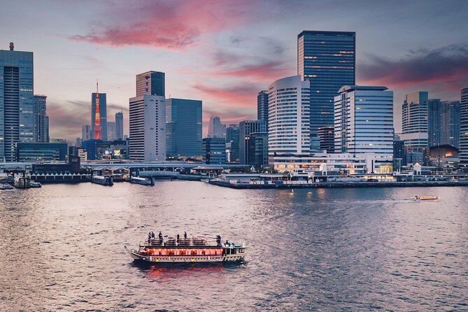 Tokyo Bay Yakatabune Dinner/Day Cruise with Japan Show and Drinks - Odaiba and the Tokyo Statue of Liberty
