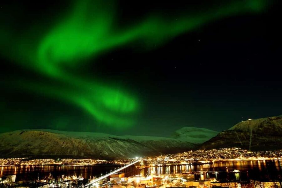 Tromsø: Evening dinner cruise with possible northern lights - Aboard MS Tromsø, Tromsø’s old-school polar boat