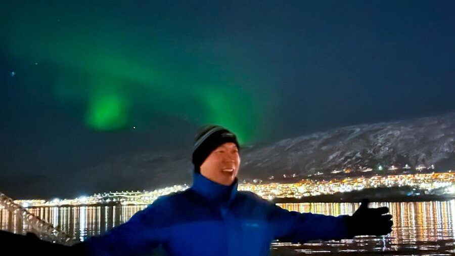 Tromso: Luxury Northern Lights Cruise with Hot Tub & Dinner - Reindeer stew and a warm Arctic supper