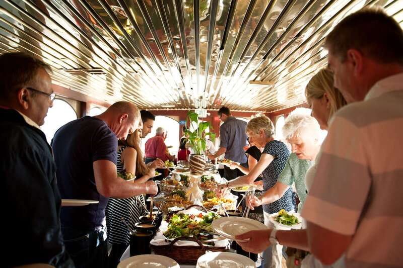 Vancouver: Evening Cruise with Dinner Buffet - How much value do you get for $167?