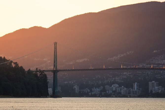 Vancouver Evening Dinner Cruise - What dinner is like on board