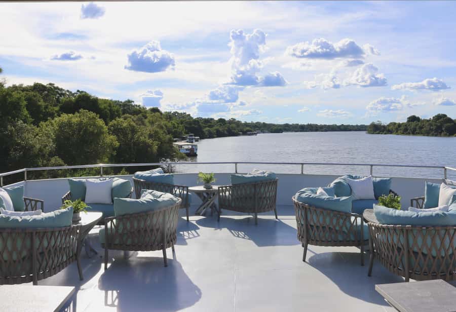 Victoria Falls: Sunset Cruise and Dinner at The Eatery - Should you book the Zambezi sunset cruise and dinner?