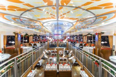 3.5-Hour Danube 70s, 80s, 90s Party Cruise w/ Dinner