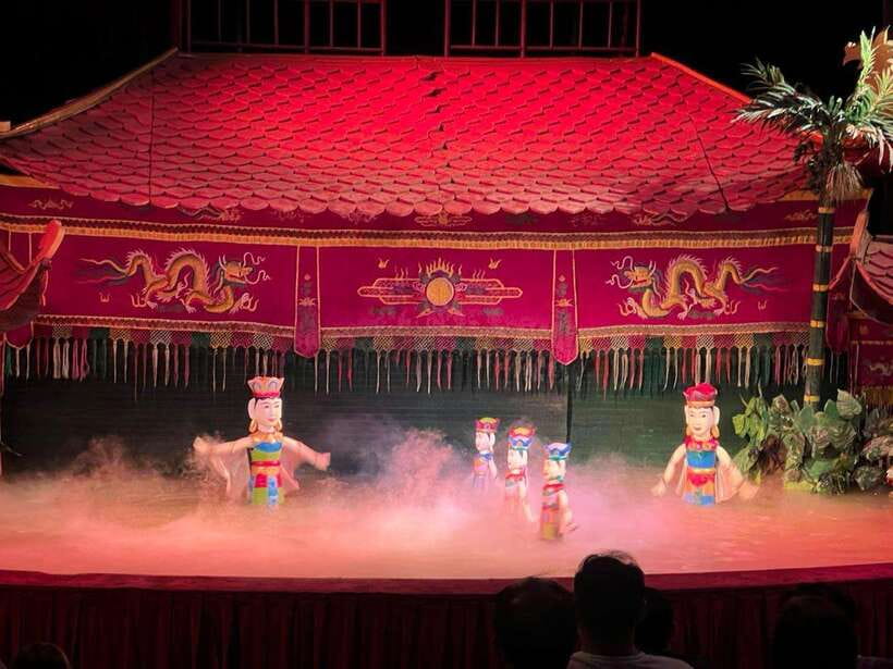 Water Puppet Show And Dinner Cruise On Saigon River Tour - Pickup in District 1 Keeps the Start Simple