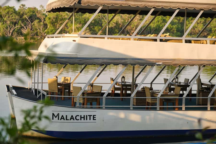 Zambezi River: Dinner Cruise - Boarding the Boat and Getting Comfortable